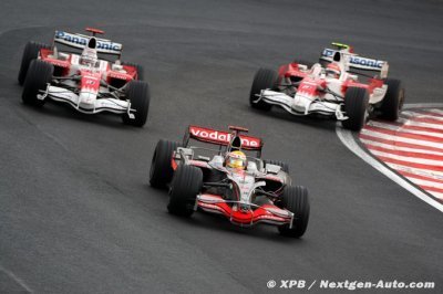 ‘Is that Glock&nbsp;?’&nbsp;: quand Hamilton gagnait un titre F1 au dernier tour