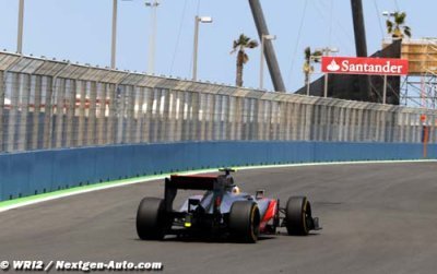 Lewis Hamilton surpris d’être sur la 1ère ligne