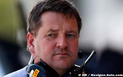 Pirelli to probe Vettel’s ’unusual’ tyre problem