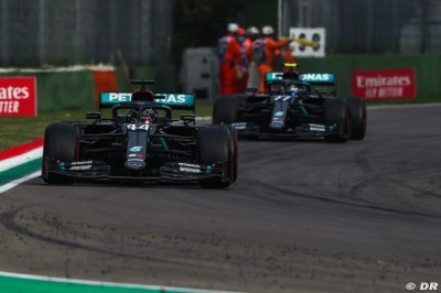 Button juge que Bottas ne pousse pas assez Hamilton