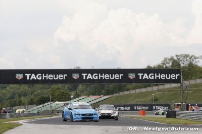 Epic night time desert duel to decide WTCC titles