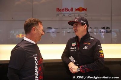 Avant la remise du trophée, Red Bull admet n’avoir aucune nouvelle de Mercedes F1