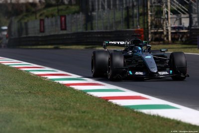 Mercedes F1 a vécu ’une bonne journée’ mais Russell voit Ferrari comme ’l’équipe à battre’