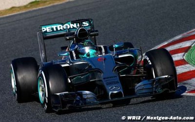 Hakkinen&nbsp;: Rosberg toujours dans le match pour être champion du monde