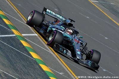Melbourne, FP2: Hamilton edges Verstappen to stay on top