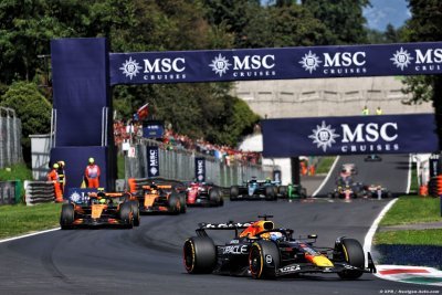 Verstappen s’impose à Monza, McLaren F1 sème la confusion entre ses pilotes