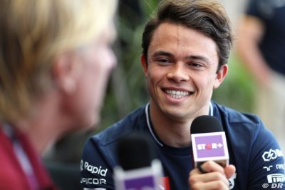 Sacked de Vries ordered to give up half of F1 pay