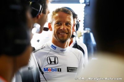Alonso et Hamilton encensent Button