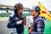 Red Bull to consider Sainz release - Horner