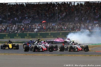 Steiner juge l’accrochage entre ses pilotes inacceptable