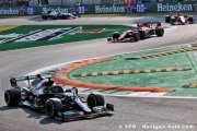 Hamilton prédit 'une victoire facile' pour Verstappen depuis la pole