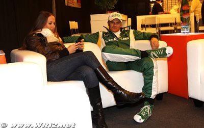 Kovalainen doit encore rester au repos