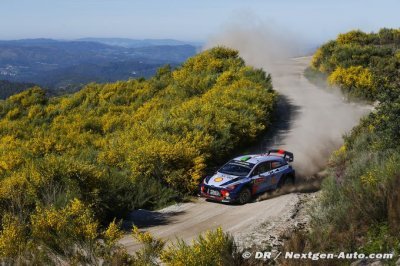 Après ES9&nbsp;: Paddon conclut la journée en Sardaigne en tête
