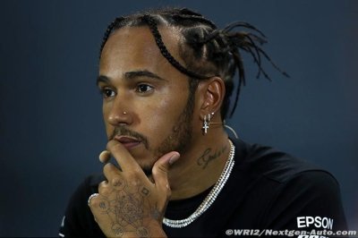 Hamilton explique pourquoi il ne suit plus personne sur les réseaux sociaux