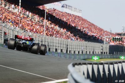 Wolff&nbsp;: Mercedes F1 ’se rapproche de sa première victoire’