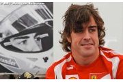 Alonso : Vettel fait la saison parfaite
