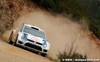 Mi-journée&nbsp;: Ogier profite de sa position sur la route