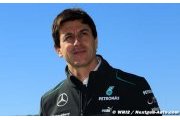 Wolff : Mercedes doit se consolider avant de penser aux championnats
