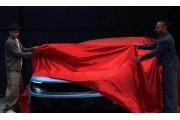 Hamilton et Leclerc volent au secours de la Ferrari Luce après la polémique