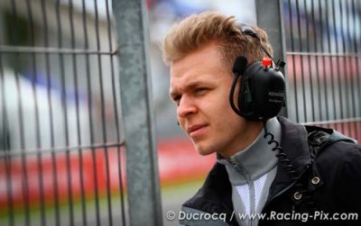Pas d’essais le vendredi pour Magnussen en 2015