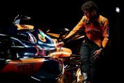 McLaren F1 est d'attaque pour les deux triplés de courses