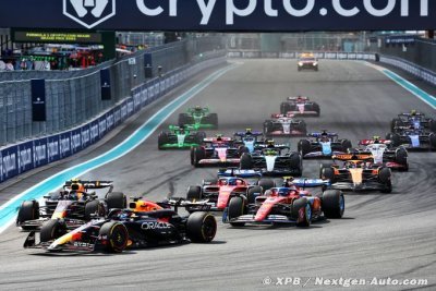 Verstappen ’un peu énervé’ contre Perez&nbsp;: il m’a touché au départ&nbsp;!