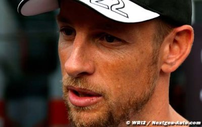 Button expecting quick decision over 2016
