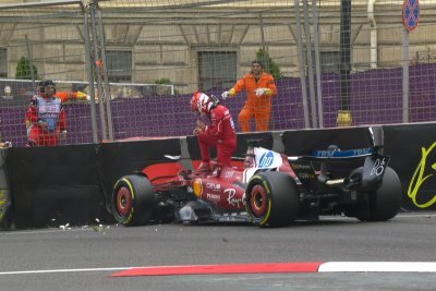 Leclerc dans le mur avec une Ferrari qui s’est effondrée avec les pneus médium