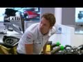Vidéo - Hamilton et Button construisent leur F1