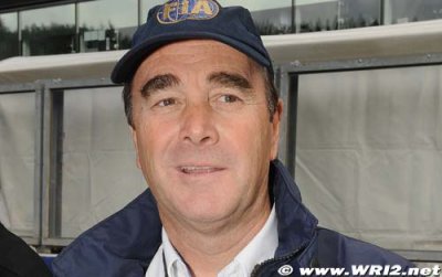 FIA clampdown to be ’intriguing’ - steward Mansell
