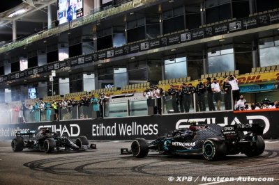Wolff&nbsp;: Mercedes F1 prend ’une claque sur la main’ à Abu Dhabi