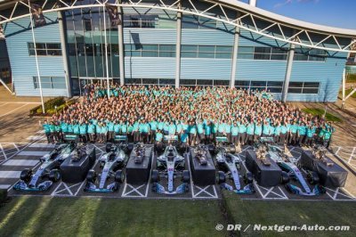 Mercedes celebrates fifth consecutive F1 championship double