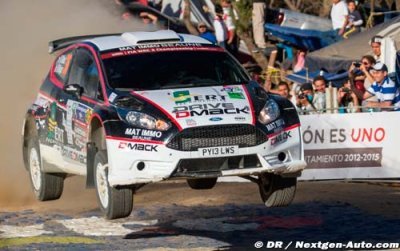 Quentin Gilbert au départ du Rallye de France sur une Ford Fiesta R5