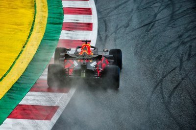 Verstappen reconnait qu’il n’aurait pas pu aller chercher Hamilton sous la pluie