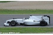 Pirelli begins Formula One tyre testing