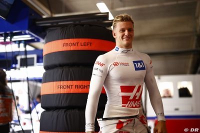 Schumacher’s father would stop criticism - Ecclestone