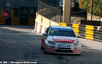 Yvan Muller décroche sa 1ère pole à Macao