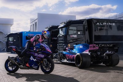 Miller et Razgatlioglu prennent possession d’Alpine F1 à Enstone