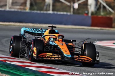 Essais F1 à Barcelone, J2&nbsp;: McLaren en tête à midi, Red Bull à l’arrêt