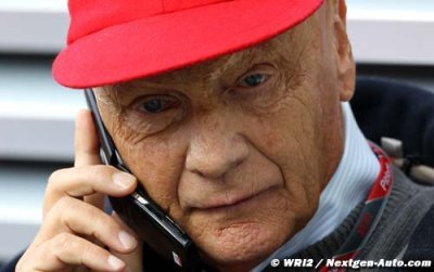 Lauda doffs famous cap to Schumacher