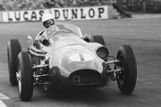 Une révolution ratée : comment Aston Martin a loupé son premier passage en F1