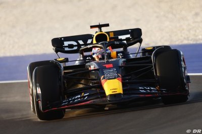 Qatar, Libres&nbsp;: Verstappen en tête sur une piste très glissante