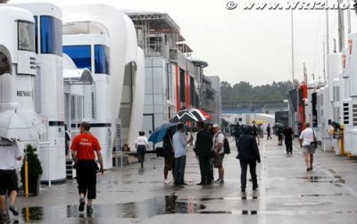 Morning sun drying damp track early on Saturday