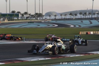 ‘Lewis, we need to pick up the pace’&nbsp;: Lowe raconte la polémique d’Abu Dhabi 2016