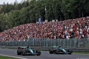 Comment Aston Martin F1 'jongle' entre deux saisons avant la pause estivale