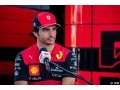 Sainz s'est amusé des rumeurs disant que son futur chez Ferrari était incertain