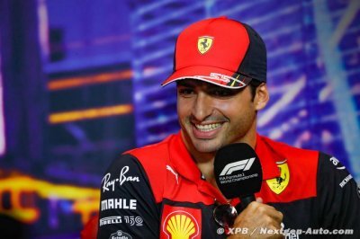 Sainz pense à renouer avec la victoire, pas au come-back de Mercedes F1