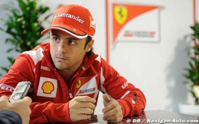 Massa’s deliberate penalty gives Alonso title boost