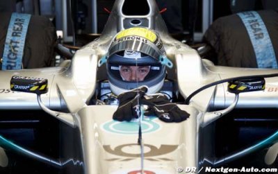 Brawn eyes long Mercedes future for Rosberg