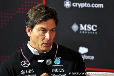 Wolff sur Verstappen : Il a toujours défendu comme ça en F1…